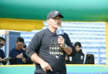 棒球/迷你棒球為引退式暖身 張泰山鼓勵小球員享受樂趣