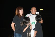 張泰山引退/穿興農球衣告別球場 張泰山激動啜泣