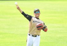 日職/王柏融觸身球無大礙 軟銀第二戰隨隊未先發